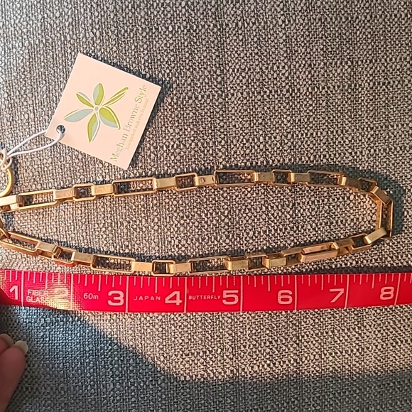 NWT Megan Browne Style Dillon Gold Chunky Paperclip Chain Necklace - Picture 4 of 4